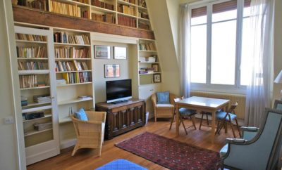 Short Rental Accommodation near the Eiffel Tower!