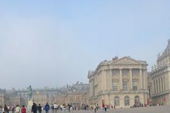 visit versailles from home