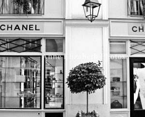Luxury shopping in Paris, landmarks