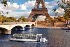 cruise on the seine